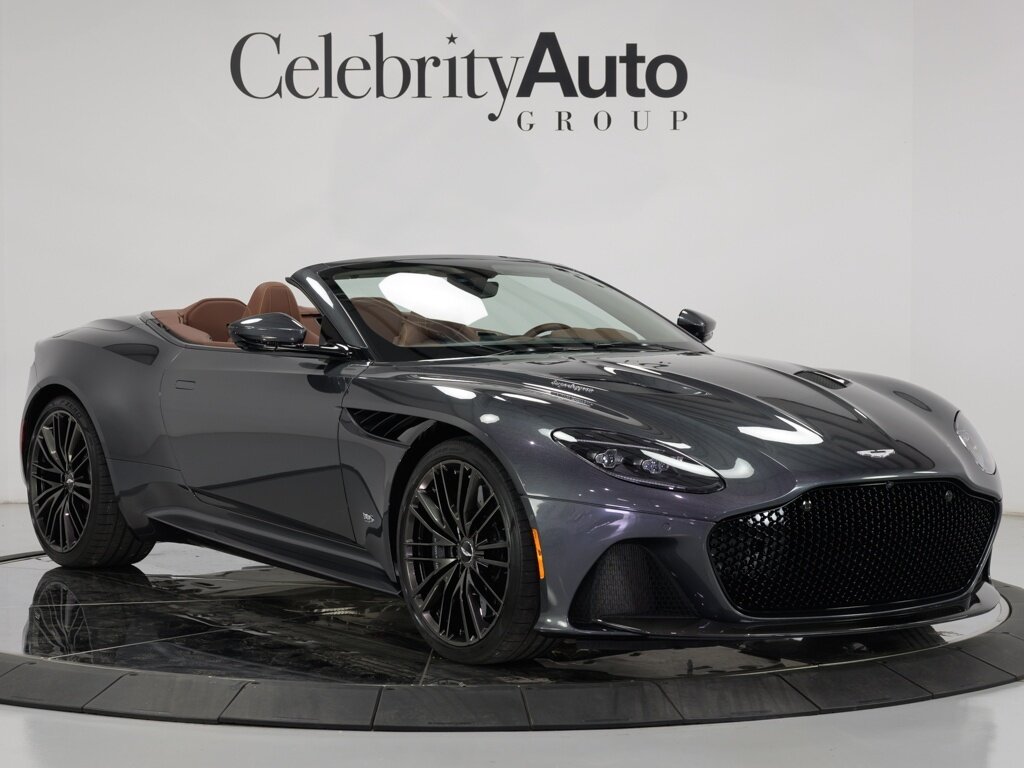 2021 Aston Martin DBS Superleggera Volante $361,386 MSRP   - Photo 1 - Sarasota, FL 34243