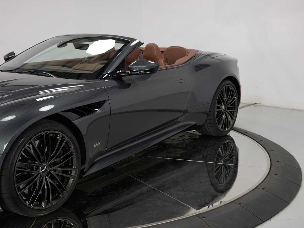 2021 Aston Martin DBS Superleggera Volante $361,386 MSRP   - Photo 23 - Sarasota, FL 34243