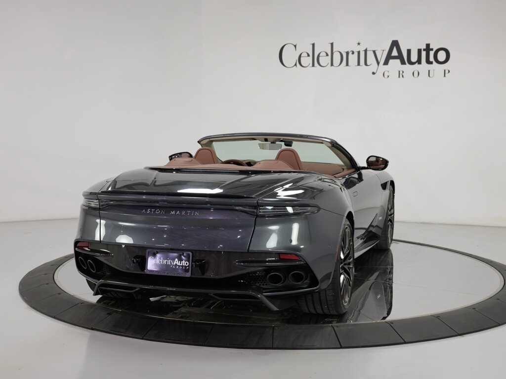 2021 Aston Martin DBS Superleggera Volante $361,386 MSRP   - Photo 39 - Sarasota, FL 34243