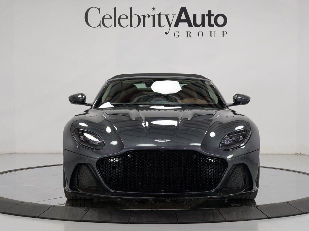 2021 Aston Martin DBS Superleggera Volante $361,386 MSRP   - Photo 4 - Sarasota, FL 34243