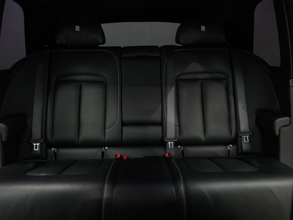 2021 Rolls-Royce Cullinan $389K MSRP Rear Theatre Configuration   - Photo 45 - Sarasota, FL 34243
