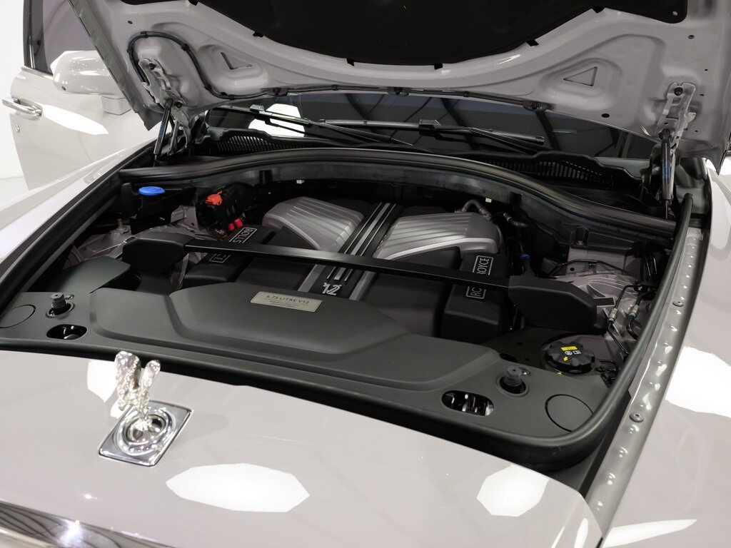 2021 Rolls-Royce Cullinan $389K MSRP Rear Theatre Configuration   - Photo 66 - Sarasota, FL 34243