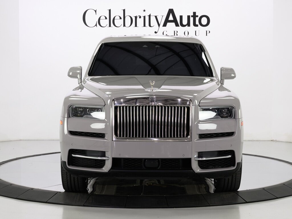 2021 Rolls-Royce Cullinan $389K MSRP Rear Theatre Configuration   - Photo 2 - Sarasota, FL 34243