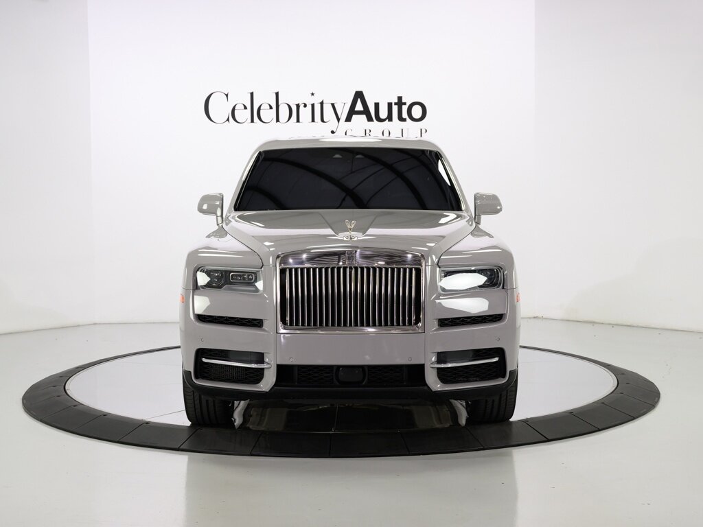 2021 Rolls-Royce Cullinan $389K MSRP Rear Theatre Configuration   - Photo 11 - Sarasota, FL 34243