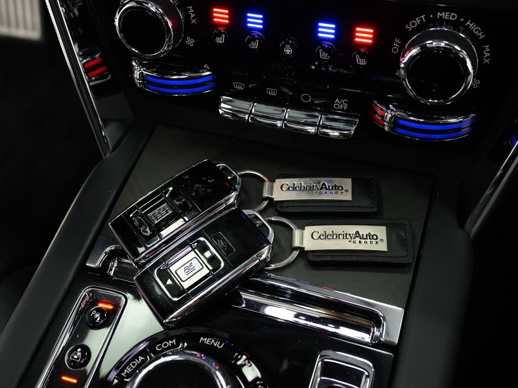 2021 Rolls-Royce Cullinan $389K MSRP Rear Theatre Configuration   - Photo 67 - Sarasota, FL 34243