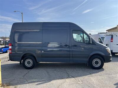 2018 Mercedes-Benz Sprinter Worker 2500  High Roof 144 WB - Photo 5 - La Puente, CA 91744