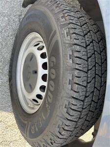 2018 Mercedes-Benz Sprinter Worker 2500  High Roof 144 WB - Photo 22 - La Puente, CA 91744