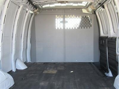 2022 Chevrolet Express 3500 Cargo Van   - Photo 8 - La Puente, CA 91744