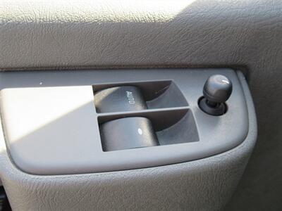 2022 Chevrolet Express 3500 Cargo Van   - Photo 27 - La Puente, CA 91744