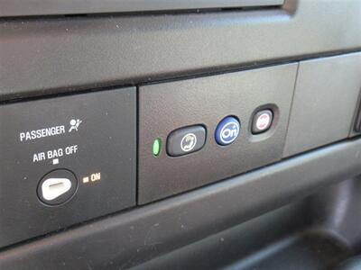 2022 Chevrolet Express 3500 Cargo Van   - Photo 22 - La Puente, CA 91744