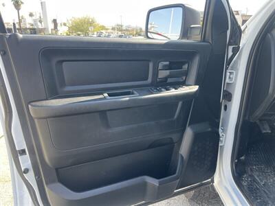 2022 RAM 2500 Utility Truck  Crew Cab 4X4 - Photo 13 - La Puente, CA 91744