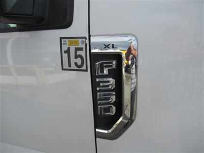 2020 Ford F-350 Utility Truck   - Photo 27 - La Puente, CA 91744