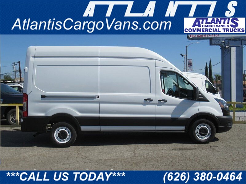 2021 Ford Transit Cargo Van photo 23