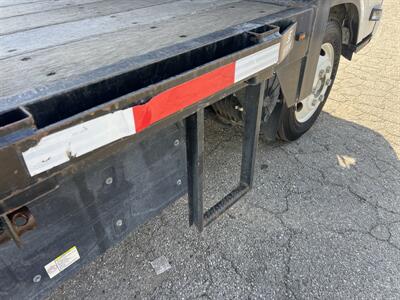 2019 Isuzu NRR StakeBed Truck  20 Ft - Photo 12 - La Puente, CA 91744