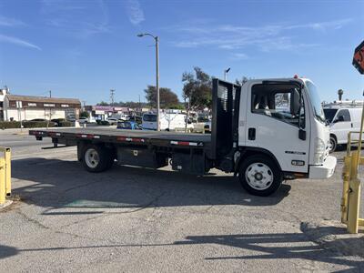 2019 Isuzu NRR StakeBed Truck  20 Ft - Photo 4 - La Puente, CA 91744