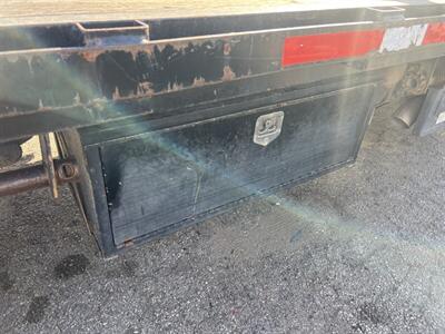 2019 Isuzu NRR StakeBed Truck  20 Ft - Photo 11 - La Puente, CA 91744