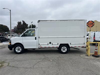 2021 GMC Savana 3500 Box Truck  12 Ft - Photo 4 - La Puente, CA 91744