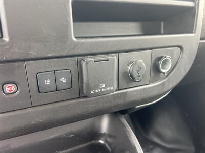2021 GMC Savana 3500 Box Truck  12 Ft - Photo 23 - La Puente, CA 91744