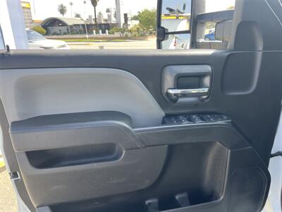 2019 Chevrolet Silverado 3500HD CC Work Truck  Crew Cab - Photo 16 - La Puente, CA 91744