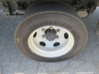 2023 Isuzu NRR StakeBed Truck  18 Ft - Photo 21 - La Puente, CA 91744