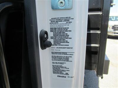 2023 Isuzu NRR StakeBed Truck  18 Ft - Photo 7 - La Puente, CA 91744
