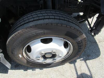 2023 Isuzu NRR StakeBed Truck  18 Ft - Photo 27 - La Puente, CA 91744