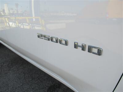 2022 Chevrolet Silverado 2500 Utility Truck   - Photo 27 - La Puente, CA 91744