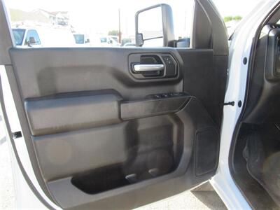 2022 Chevrolet Silverado 2500 Utility Truck   - Photo 16 - La Puente, CA 91744