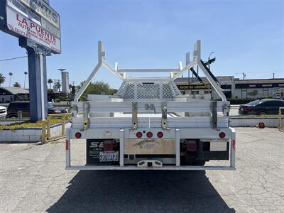 2022 Ford F-550 Super Duty XL 2WD Reg Cab 145 WB 60 CA DRW  Contractor 12 FT - Photo 3 - La Puente, CA 91744