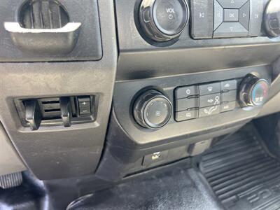 2022 Ford F-550 Super Duty XL 2WD Reg Cab 145 WB 60 CA DRW  Contractor 12 FT - Photo 18 - La Puente, CA 91744