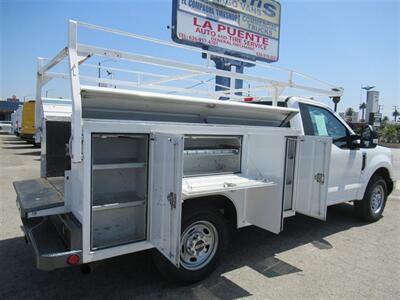 2019 Ford F-250 Utility Truck   - Photo 10 - La Puente, CA 91744