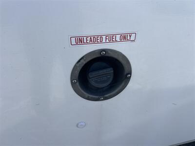 2021 Chevrolet Express 3500 Box Truck  11 Ft - Photo 22 - La Puente, CA 91744
