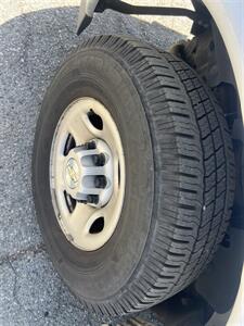 2021 Chevrolet Express 3500 Box Truck  11 Ft - Photo 16 - La Puente, CA 91744