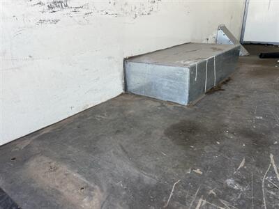 2021 Chevrolet Express 3500 Box Truck  11 Ft - Photo 26 - La Puente, CA 91744