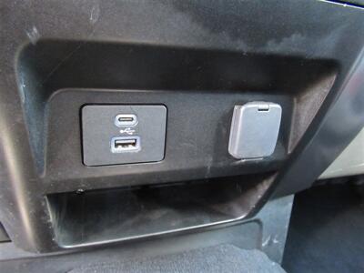 2021 Ford F-550 Utility Truck  11 Ft - Photo 29 - La Puente, CA 91744