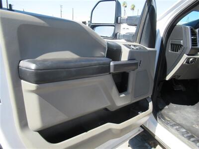 2021 Ford F-550 Utility Truck  11 Ft - Photo 12 - La Puente, CA 91744