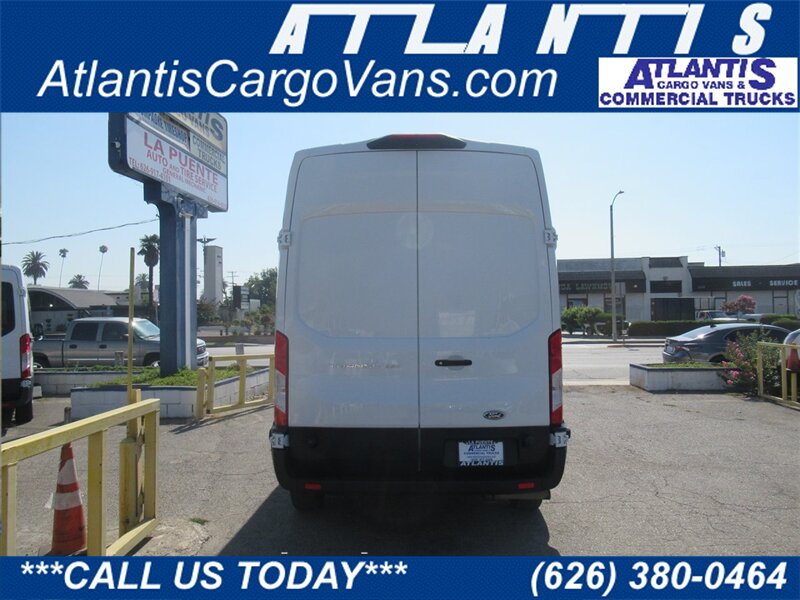 2022 Ford Transit Cargo Van photo 31