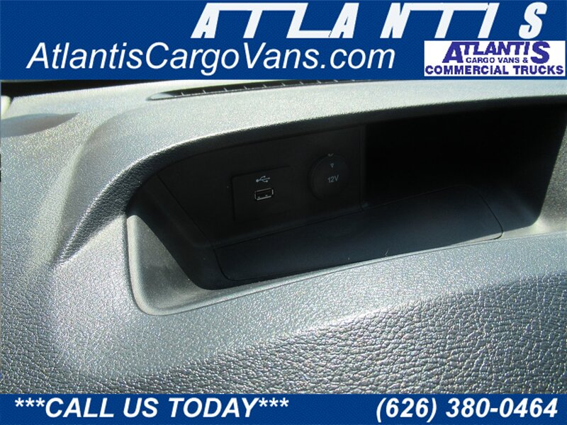 2022 Ford Transit Cargo Van photo 39