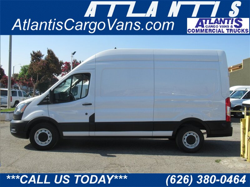 2022 Ford Transit Cargo Van photo 32
