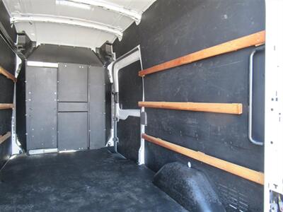 2022 Ford Transit 250 Cargo Van  High Roof 148 WB - Photo 11 - La Puente, CA 91744