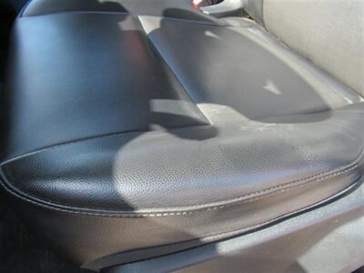 2021 Ford Transit 250 Cargo Van  Medium Roof 148 WB - Photo 24 - La Puente, CA 91744