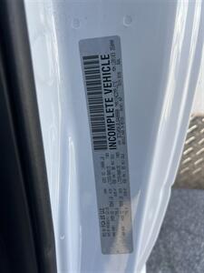 2018 RAM 3500 Utility Truck   - Photo 7 - La Puente, CA 91744