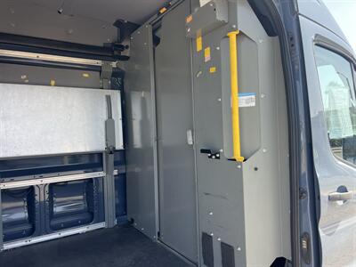 2020 Ford Transit 250 Cargo Van  High Roof 148 " WB Extended Extended - Photo 12 - La Puente, CA 91744