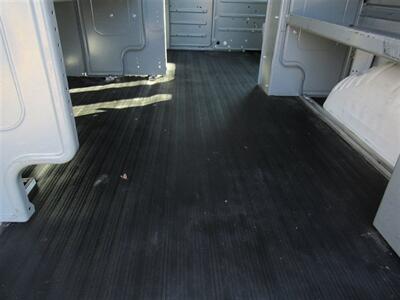2014 Chevrolet Express 2500 Cargo Van   - Photo 12 - La Puente, CA 91744