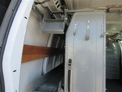 2014 Chevrolet Express 2500 Cargo Van   - Photo 9 - La Puente, CA 91744