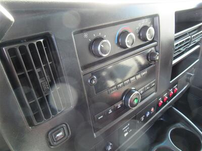2014 Chevrolet Express 2500 Cargo Van   - Photo 22 - La Puente, CA 91744