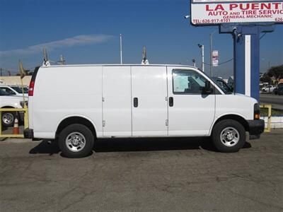 2018 Chevrolet Express 2500 Cargo Van inop   - Photo 2 - La Puente, CA 91744