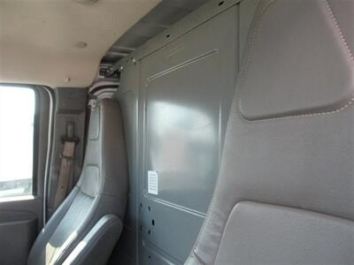 2018 Chevrolet Express 2500 Cargo Van inop   - Photo 27 - La Puente, CA 91744