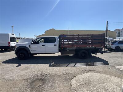 2019 Ford F-550 Super Duty  StakeBed 12 Ft - Photo 38 - La Puente, CA 91744