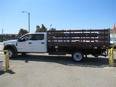 2019 Ford F-550 Super Duty Chassis XL Crew Cab 203 4WD  StakeBed 12 Ft - Photo 4 - La Puente, CA 91744